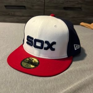 59Fifty, 7 1/8, white blue and red white sox fitted